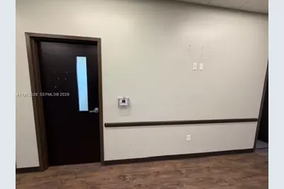 12700 W Dixie Hwy, North Miami, FL 33161 - Photo 5