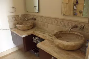 7390 SW 99th St, Pinecrest, FL 33156 - Photo 9