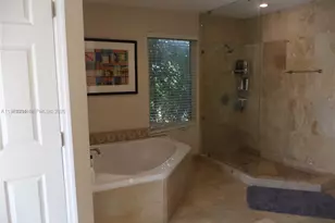 7390 SW 99th St, Pinecrest, FL 33156 - Photo 7