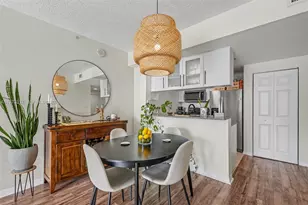 275 NE 18th St, Miami, FL 33132 - Photo 5