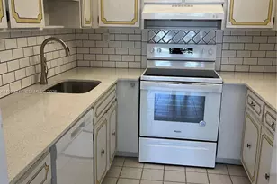 17051 NE 35th Ave, North Miami Beach, FL 33160 - Photo 3