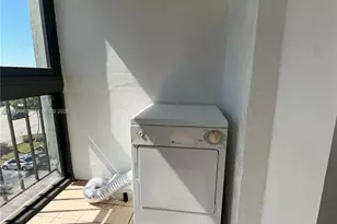 5055 NW 7th St, Miami, FL 33126 - Photo 17