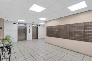 5055 NW 7th St, Miami, FL 33126 - Photo 17