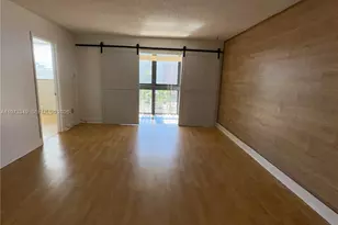 5055 NW 7th St, Miami, FL 33126 - Photo 3