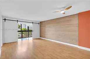 5055 NW 7th St, Miami, FL 33126 - Photo 3