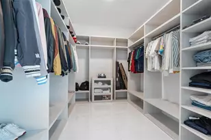 88 SW 7th St, Miami, FL 33130 - Photo 23