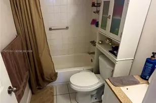 8145 NW 7th St, Miami, FL 33126 - Photo 23
