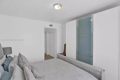 17100 N Bay Rd #1501, Sunny Isles Beach, FL 33160 - Photo 17