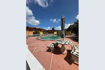 9487 SW 76th St #M8, Miami, FL 33173 - Photo 17