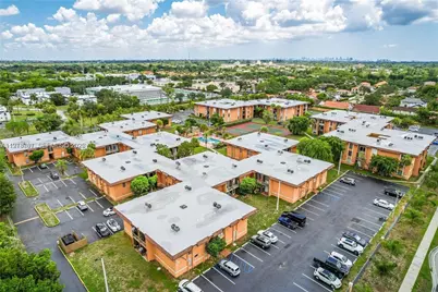 9487 SW 76th St #M8, Miami, FL 33173 - Photo 1