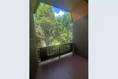 9487 SW 76th St #M8, Miami, FL 33173 - Photo 3