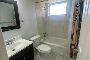 9487 SW 76th St, Miami, FL 33173 - Photo 15