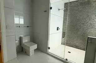 10942 NW 59th St, Doral, FL 33178 - Photo 11