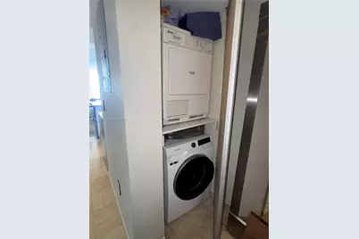 2457 Collins Ave #405, Miami Beach, FL 33140 - Photo 3