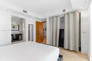 448 Ocean Dr, Miami Beach, FL 33139 - Photo 21