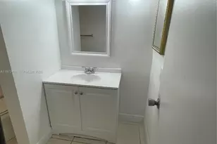 8390 Sands Point Blvd, Tamarac, FL 33321 - Photo 25