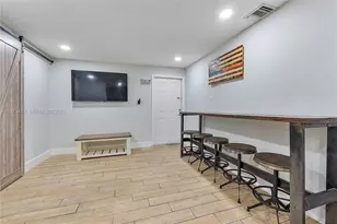 3410 N 72nd Terrace, Hollywood, FL 33024 - Photo 17