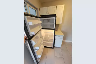 1150 NW 1st Pl #2, Miami, FL 33136 - Photo 15