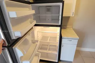 1150 NW 1st Pl, Miami, FL 33136 - Photo 15