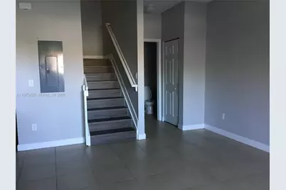 [Address not provided], Lauderdale Lakes, FL 33311 - Photo 11