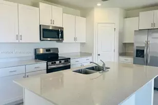 17536 Monte Isola, Fort Myers, FL 33917 - Photo 3