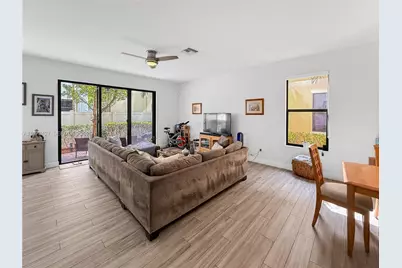 135 NW 209th Trl, Pembroke Pines, FL 33029 - Photo 11