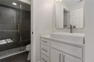 1411 Cottonwood Cir, Weston, FL 33326 - Photo 11