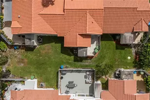 1411 Cottonwood Cir, Weston, FL 33326 - Photo 37