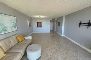 100 Bayview Dr, Sunny Isles Beach, FL 33160 - Photo 3