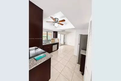 6560 NW 25th Ct, Sunrise, FL 33313 - Photo 5