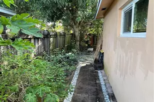 6560 NW 25th Ct, Sunrise, FL 33313 - Photo 11