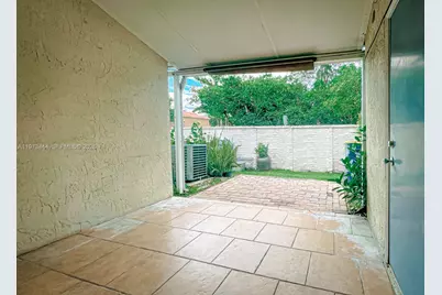 4904 SW 31st Ter, Dania Beach, FL 33312 - Photo 23