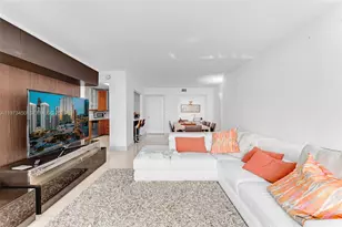 100 Bayview Dr, Sunny Isles Beach, FL 33160 - Photo 7