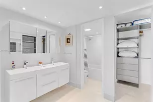 100 Bayview Dr, Sunny Isles Beach, FL 33160 - Photo 15