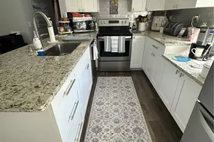 323 Burgundy G, Delray Beach, FL 33484 - Photo 11