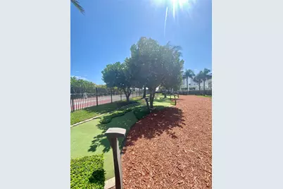 4775 Collins Ave #2407, Miami Beach, FL 33140 - Photo 31