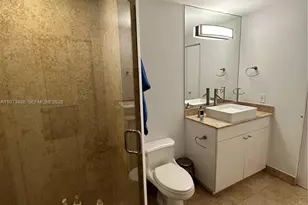 4775 Collins Ave, Miami Beach, FL 33140 - Photo 17