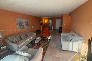 2801 Somerset Dr, Lauderdale Lakes, FL 33311 - Photo 17