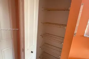 2801 Somerset Dr, Lauderdale Lakes, FL 33311 - Photo 11