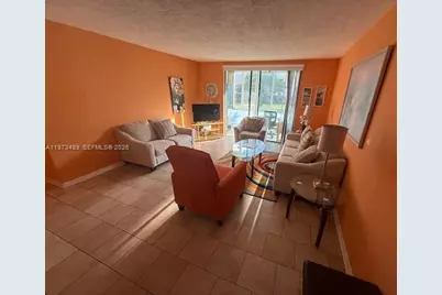 2801 Somerset Dr #105, Lauderdale Lakes, FL 33311 - Photo 7