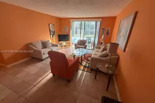 2801 Somerset Dr, Lauderdale Lakes, FL 33311 - Photo 7