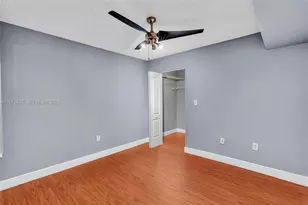 2810 N Oakland Forest Dr, Oakland Park, FL 33309 - Photo 23