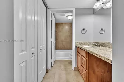 2810 N Oakland Forest Dr #204, Oakland Park, FL 33309 - Photo 19