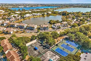 2810 N Oakland Forest Dr, Oakland Park, FL 33309 - Photo 51