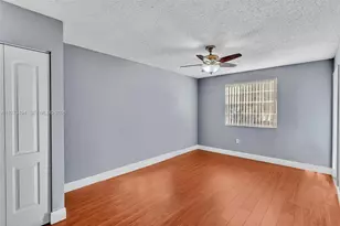 2810 N Oakland Forest Dr, Oakland Park, FL 33309 - Photo 15