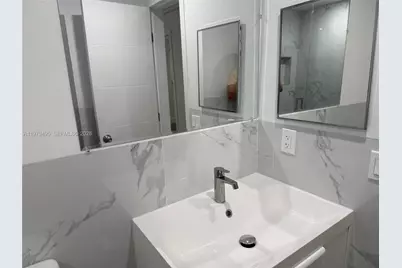 926 Michigan Ave #12, Miami Beach, FL 33139 - Photo 9