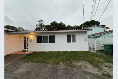 1122 NW 32 Ct #BACK, Miami, FL 33125 - Photo 1