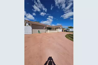 10805 SW 165th Ter, Miami, FL 33157 - Photo 5