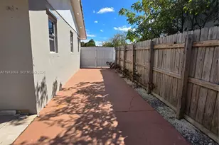 10805 SW 165th Terrace, Miami, FL 33157 - Photo 9