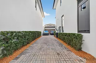 8126 NW 48th Terrace, Doral, FL 33166 - Photo 65